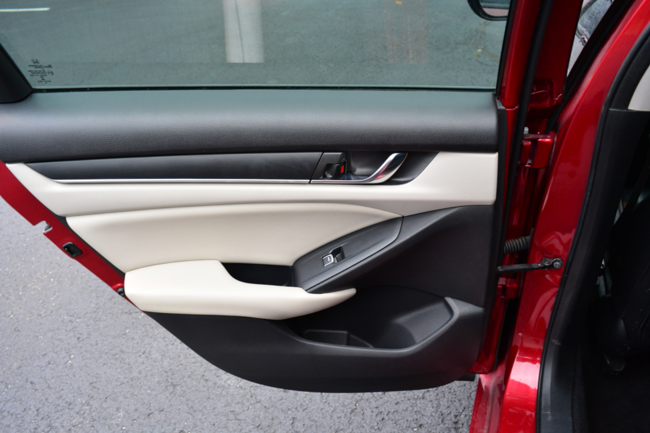 Honda Accord LX CVT 2020