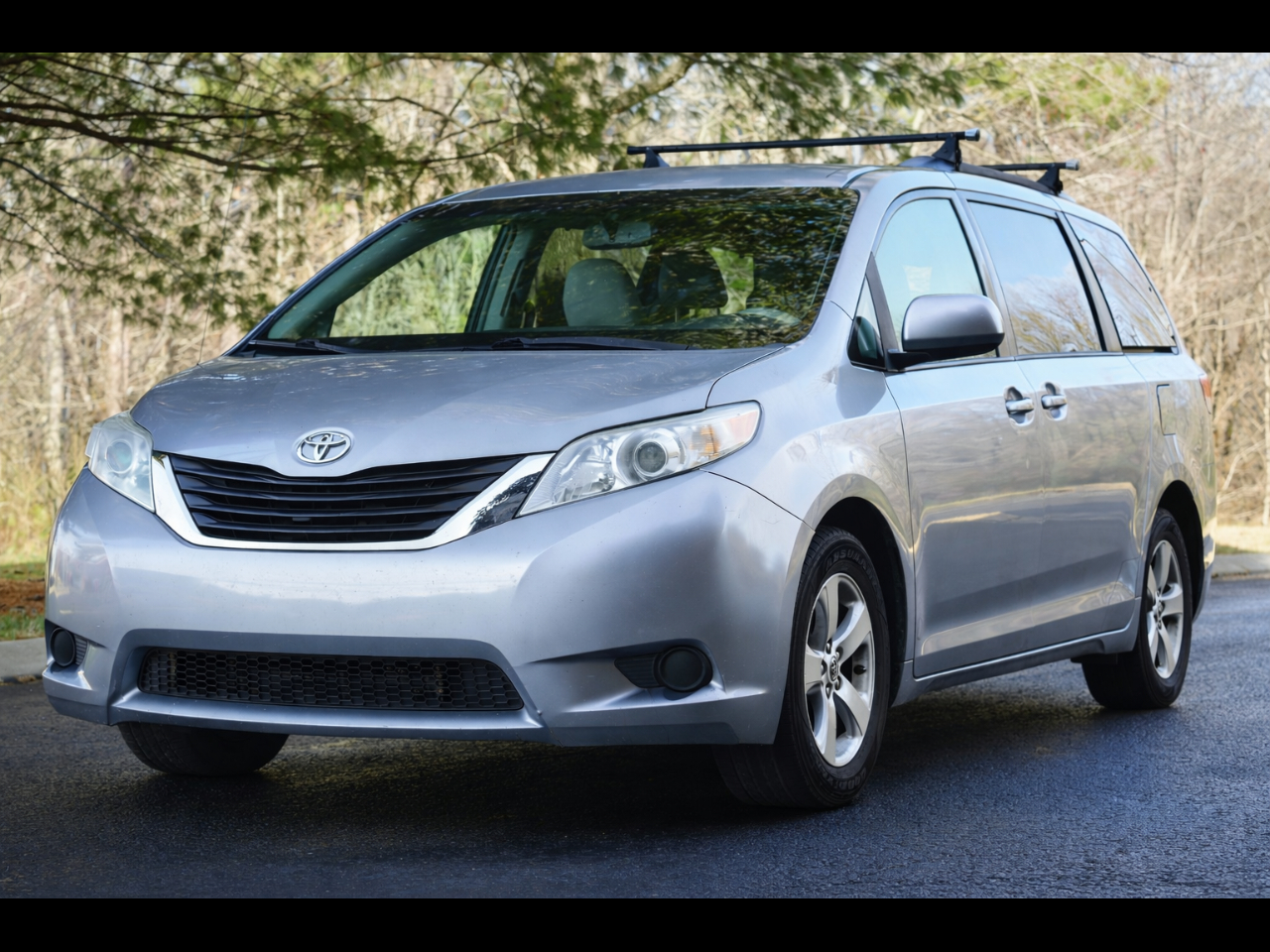 Toyota Sienna LE FWD 8-Passenger V6 2013