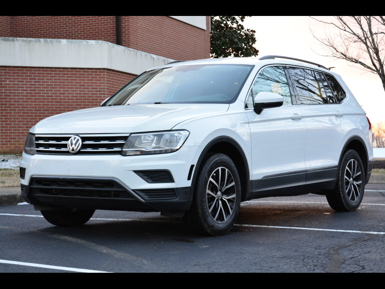 Volkswagen Tiguan 4MOTION 4dr Auto SE 2021