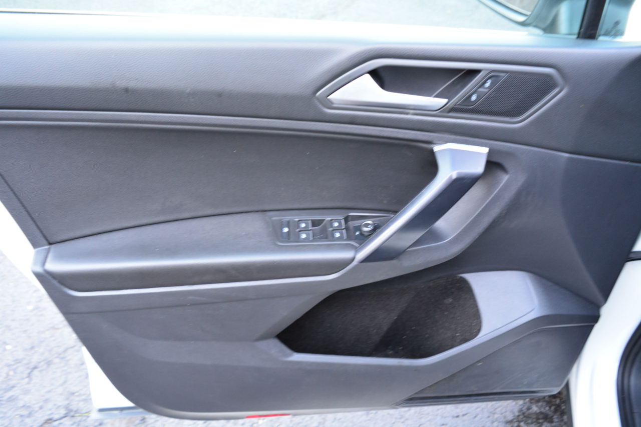 Volkswagen Tiguan 4MOTION 4dr Auto SE 2021