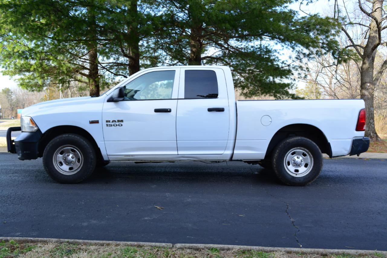 RAM 1500 Tradesman Quad Cab 4WD 2017