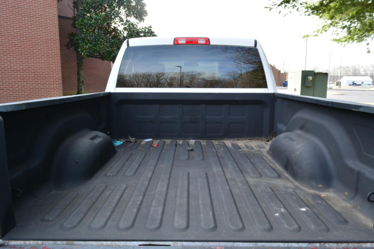 RAM 1500 Tradesman Quad Cab 4WD 2017