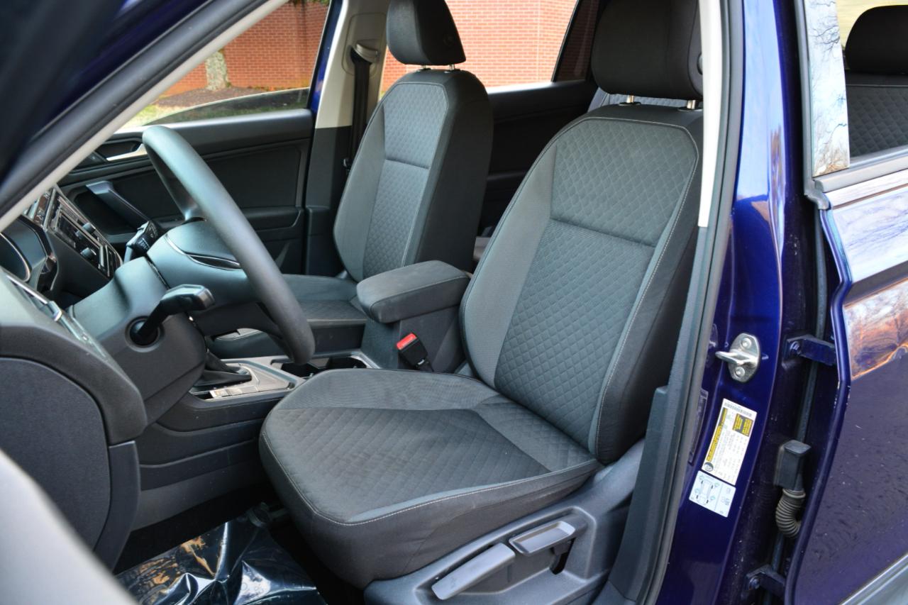 Volkswagen Tiguan S 2021