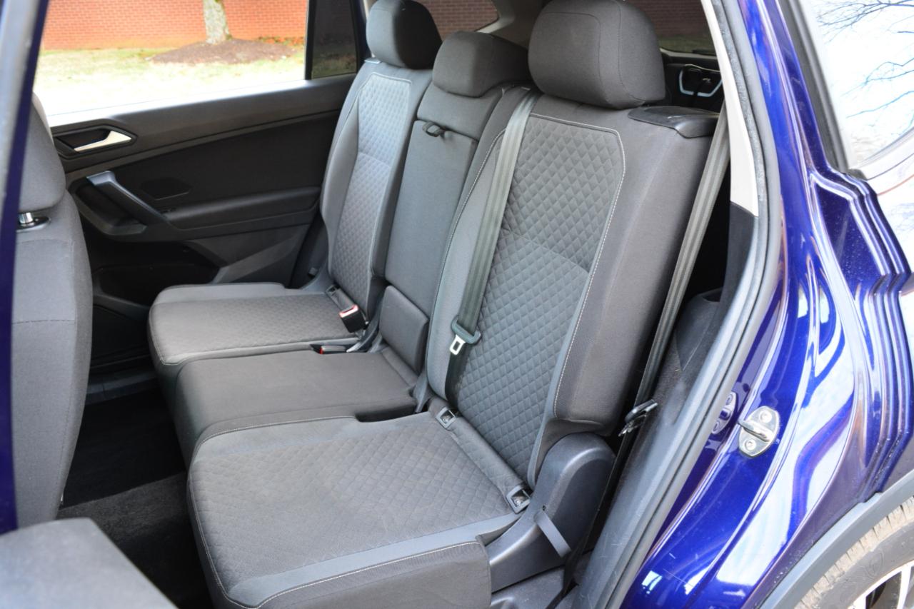 Volkswagen Tiguan S 2021