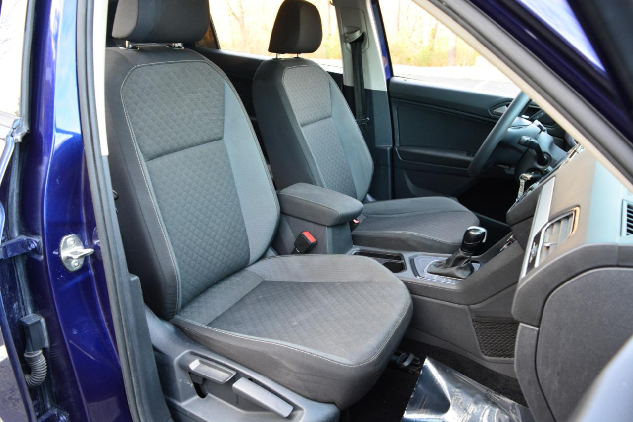 Volkswagen Tiguan S 2021