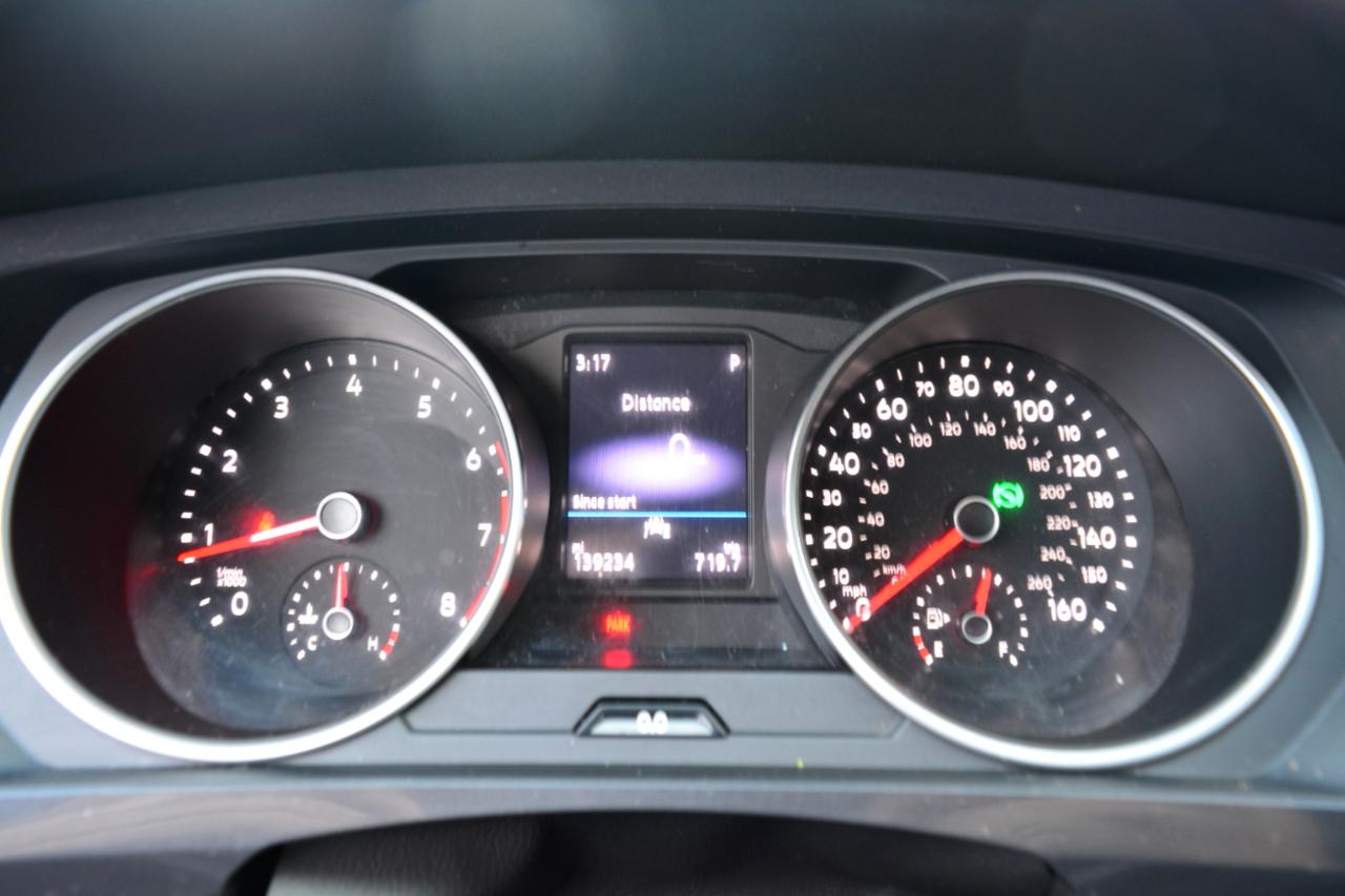 Volkswagen Tiguan S 2021