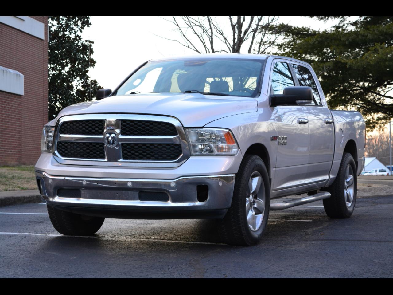 RAM 1500 SLT Crew Cab SWB 4WD 2016