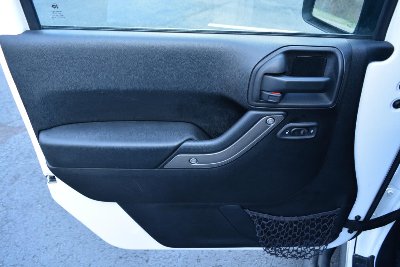 Jeep Wrangler Unlimited Sport 4WD 2013