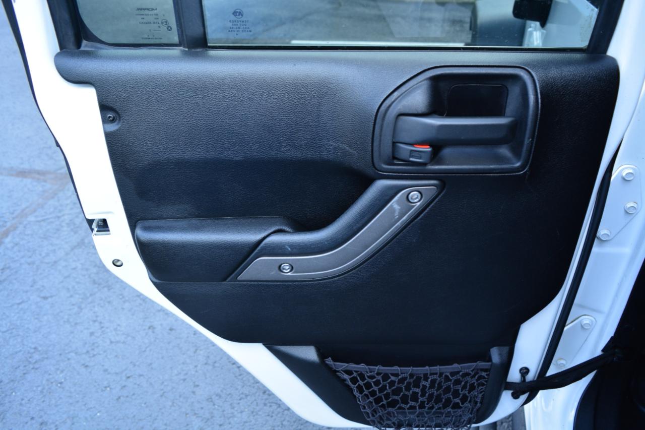 Jeep Wrangler Unlimited Sport 4WD 2013