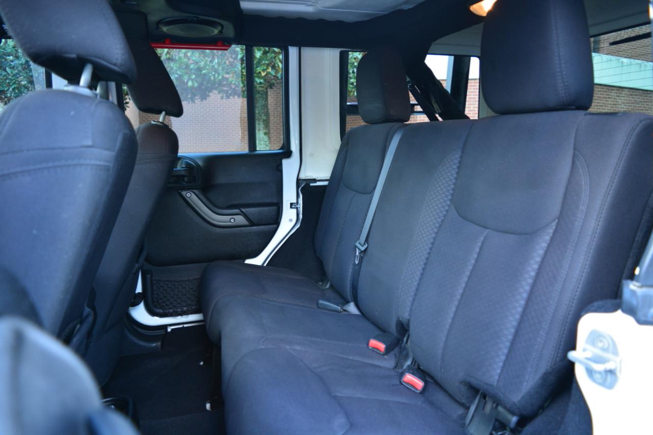 Jeep Wrangler Unlimited Sport 4WD 2013