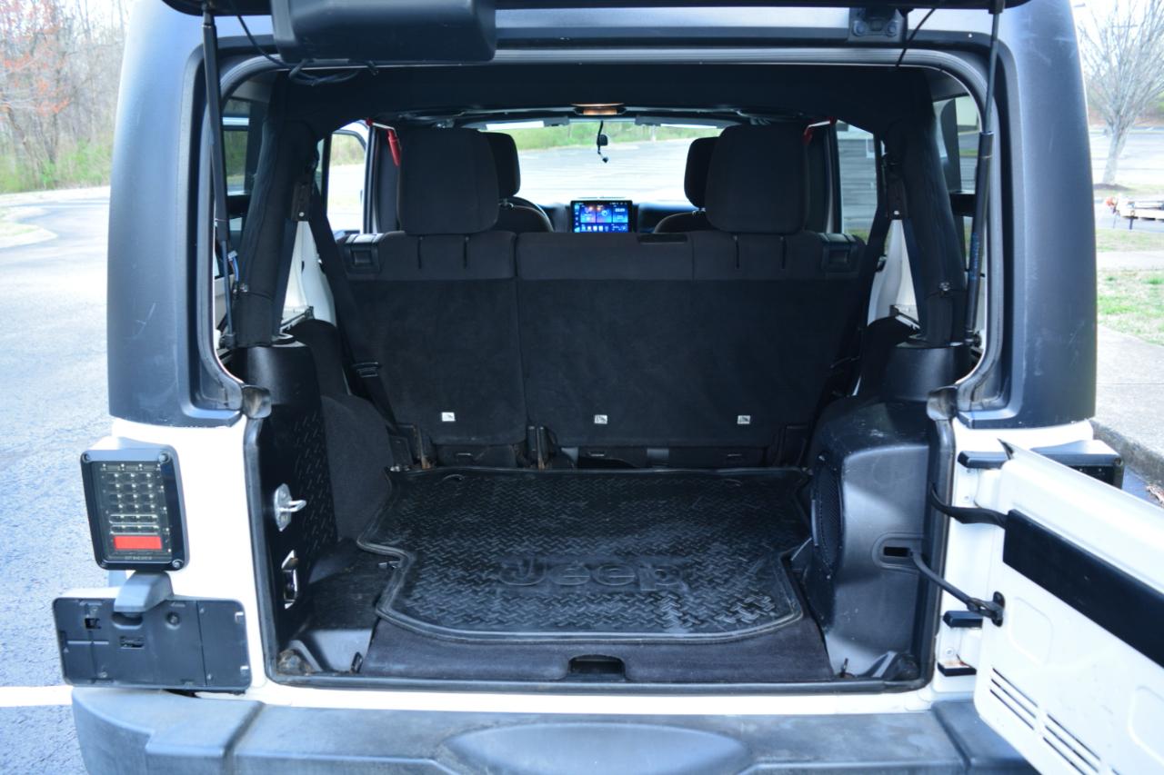 Jeep Wrangler Unlimited Sport 4WD 2013