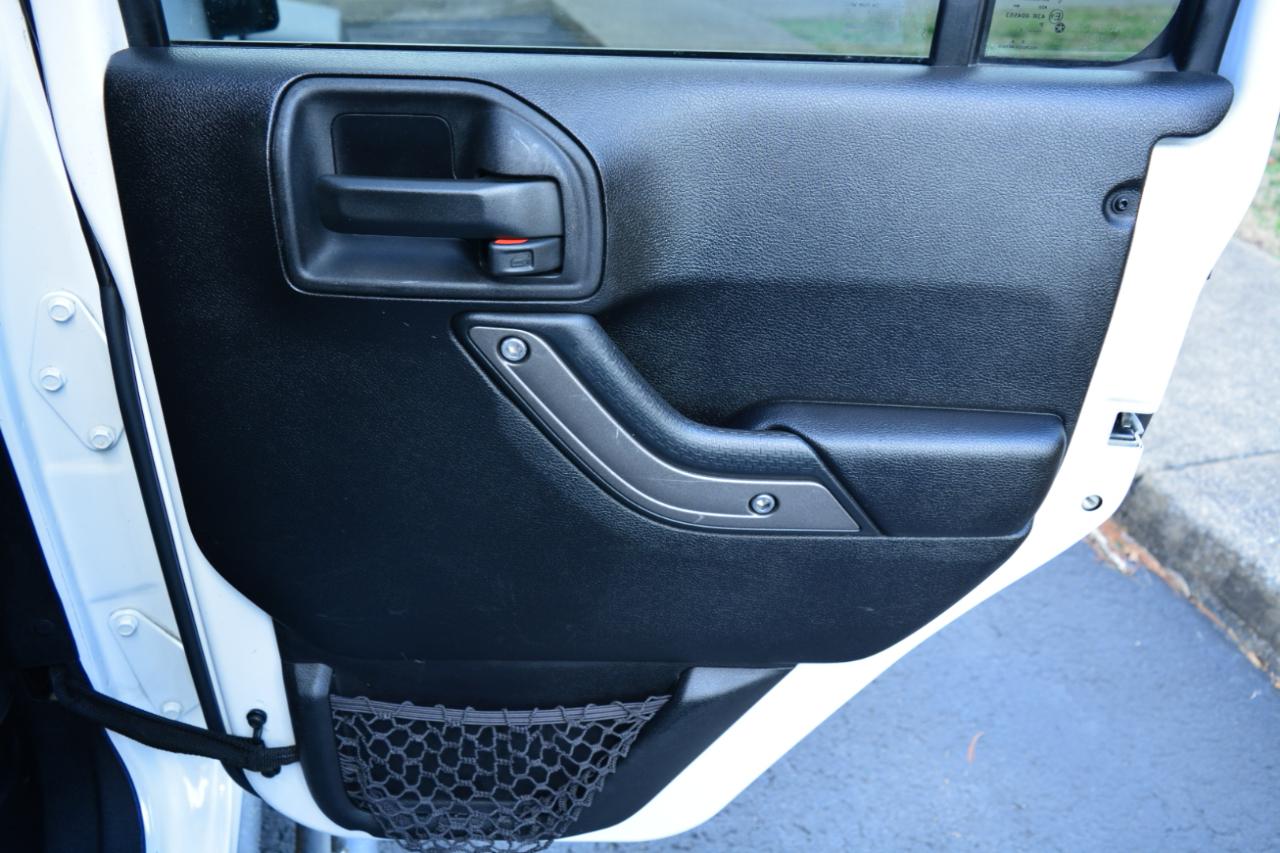 Jeep Wrangler Unlimited Sport 4WD 2013