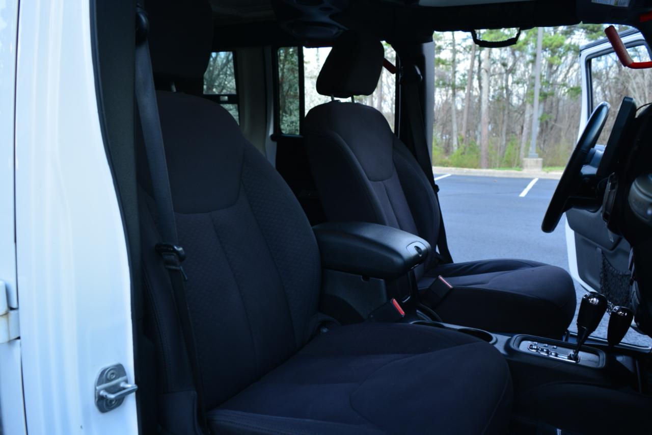 Jeep Wrangler Unlimited Sport 4WD 2013