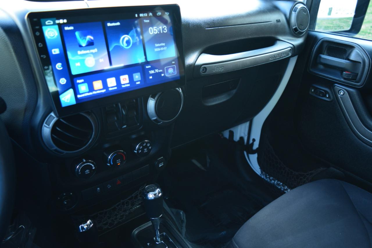 Jeep Wrangler Unlimited Sport 4WD 2013