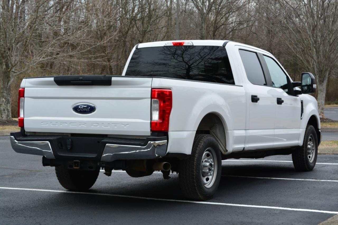 Ford F-250 SD Lariat Crew Cab 2WD 2019
