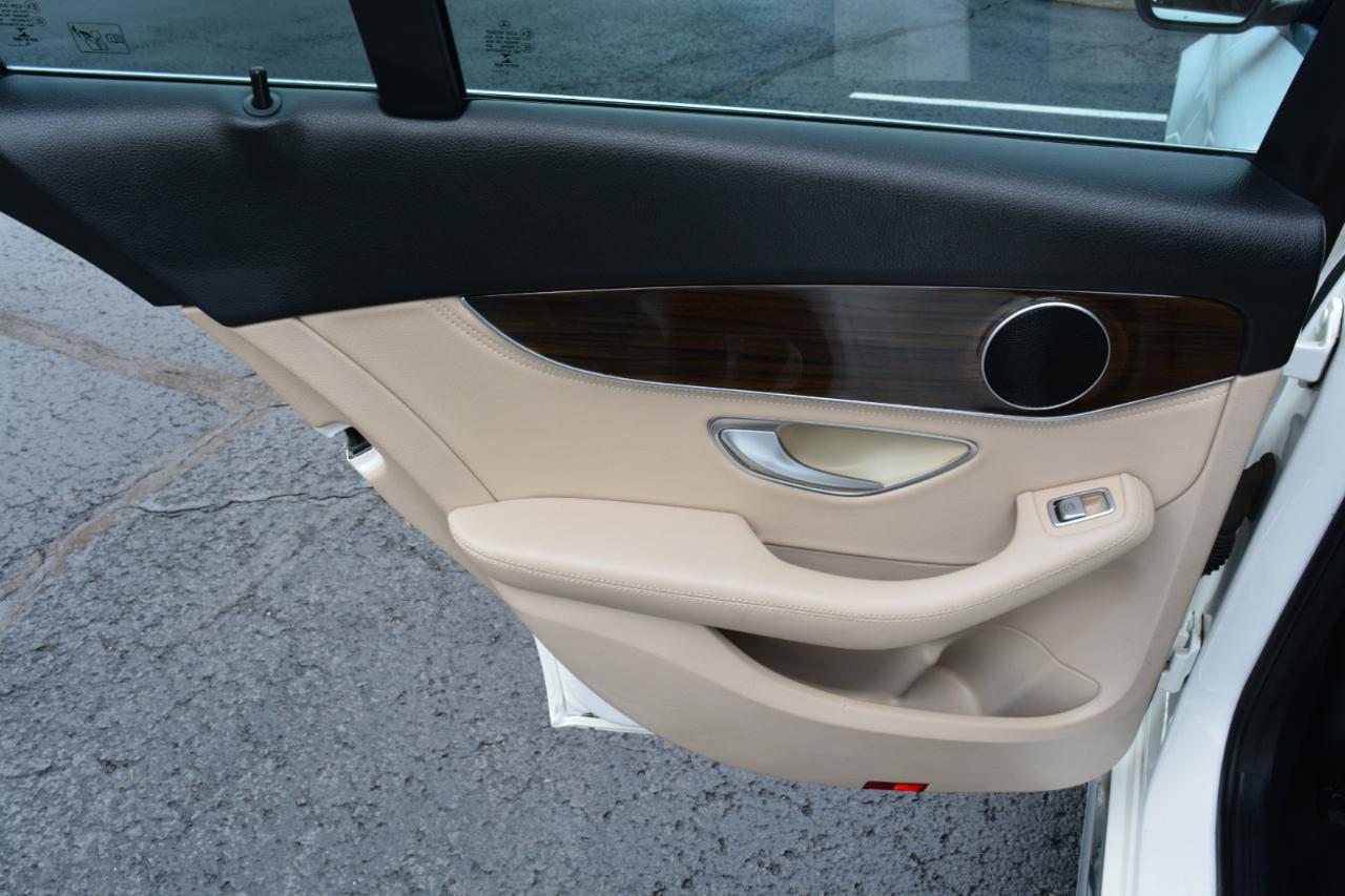 Mercedes-Benz C-Class C300 4MATIC Sedan 2016