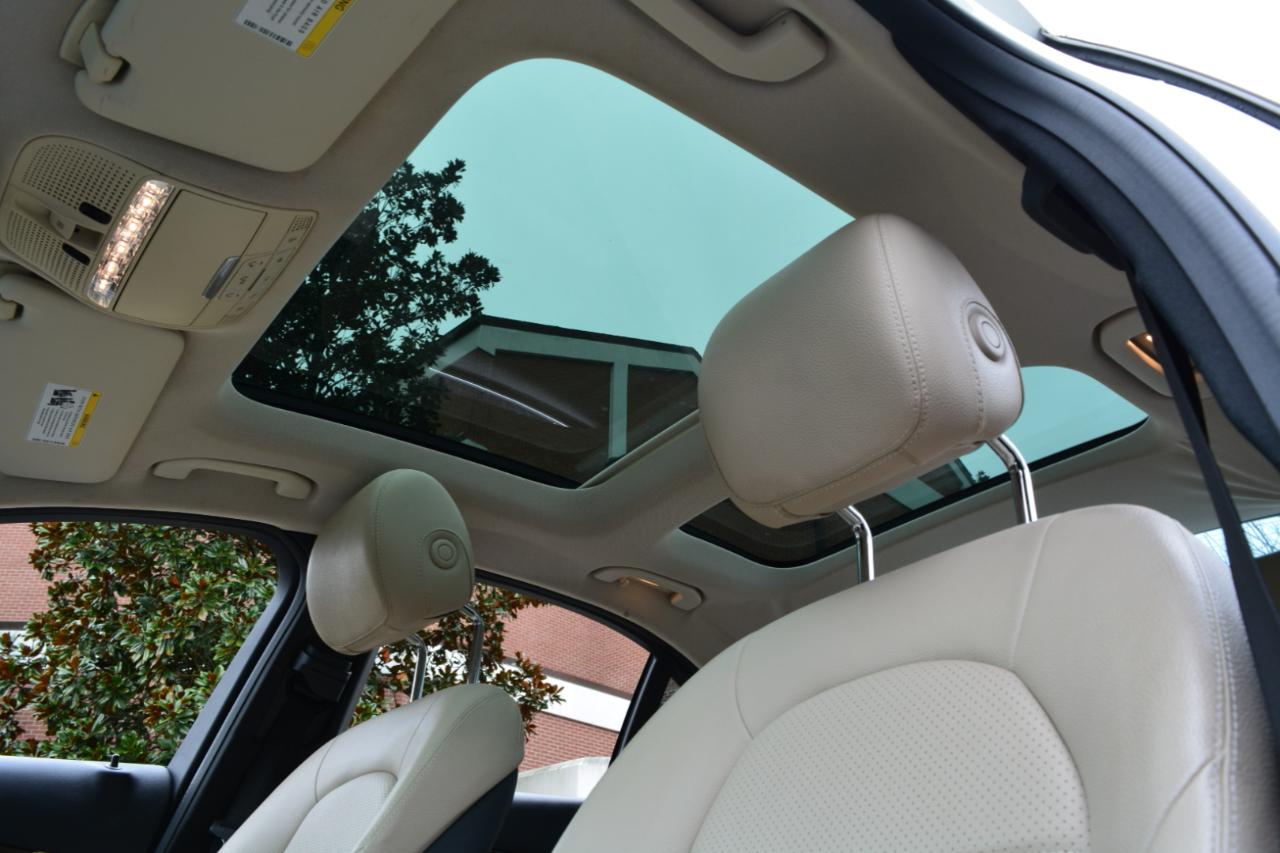 Mercedes-Benz C-Class C300 4MATIC Sedan 2016