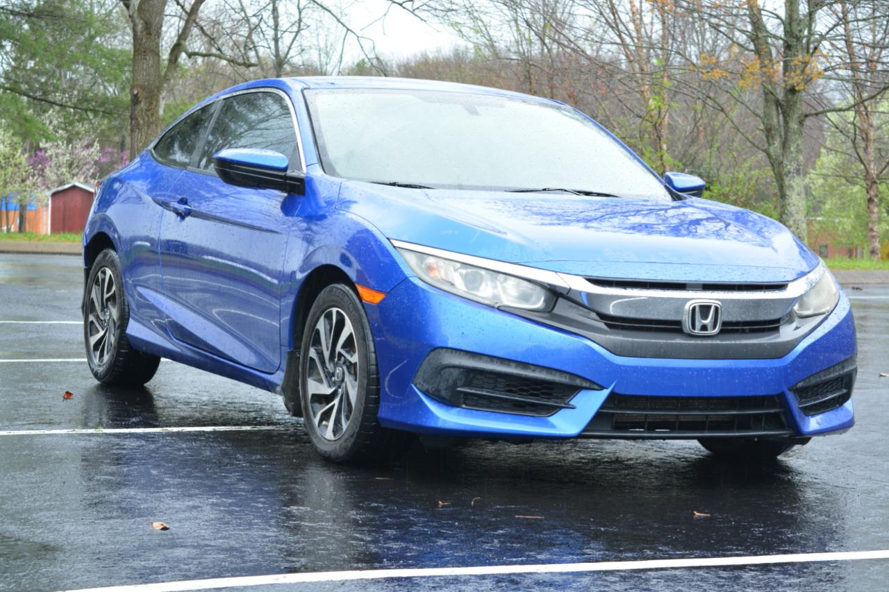 Honda Civic LX Coupe 6-Spd MT 2017