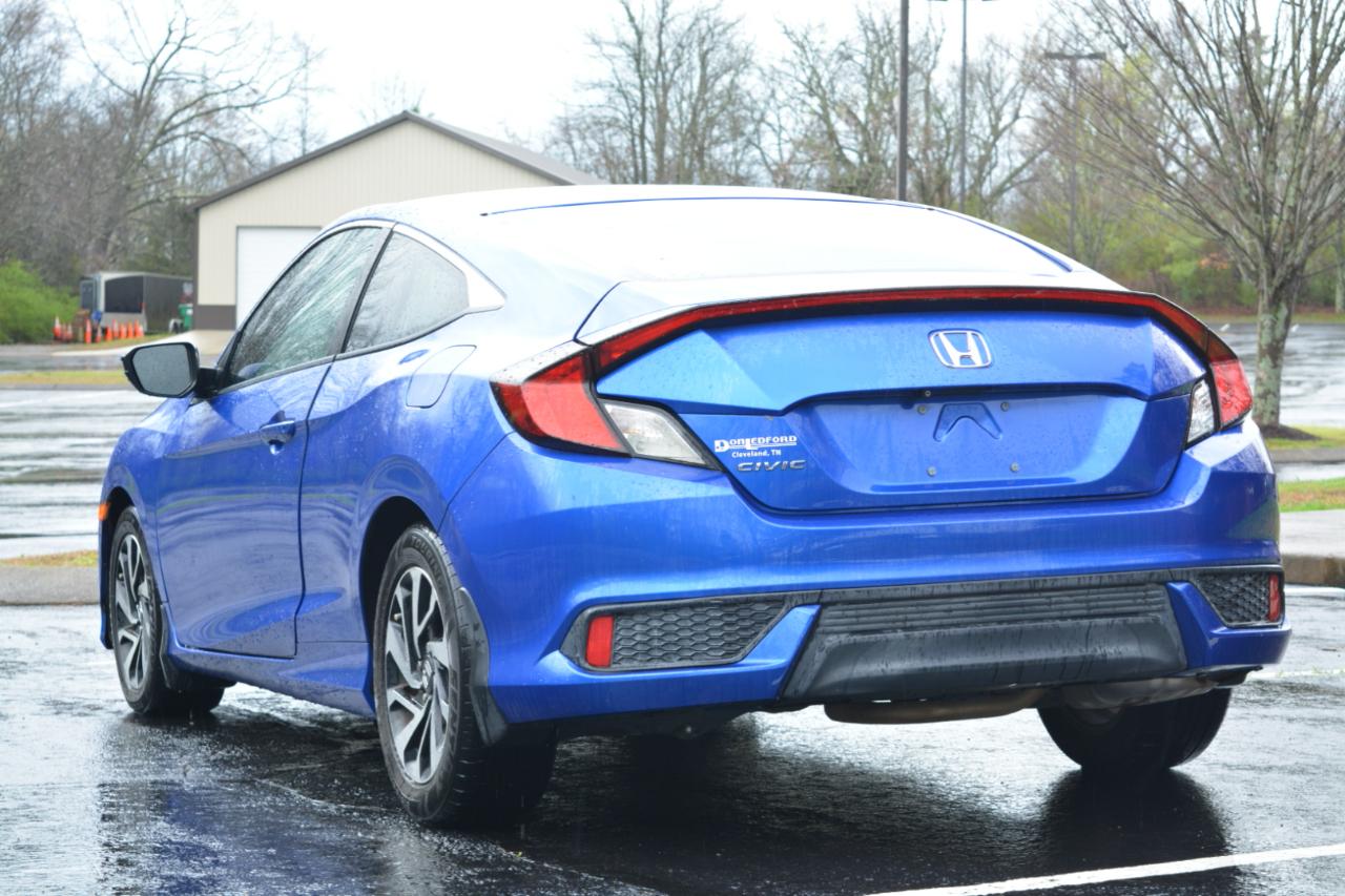 Honda Civic LX Coupe 6-Spd MT 2017