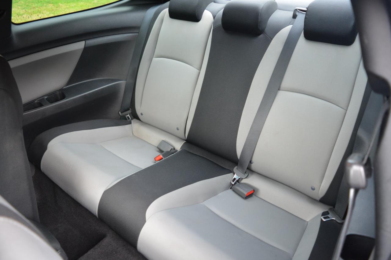 Honda Civic LX Coupe 6-Spd MT 2017