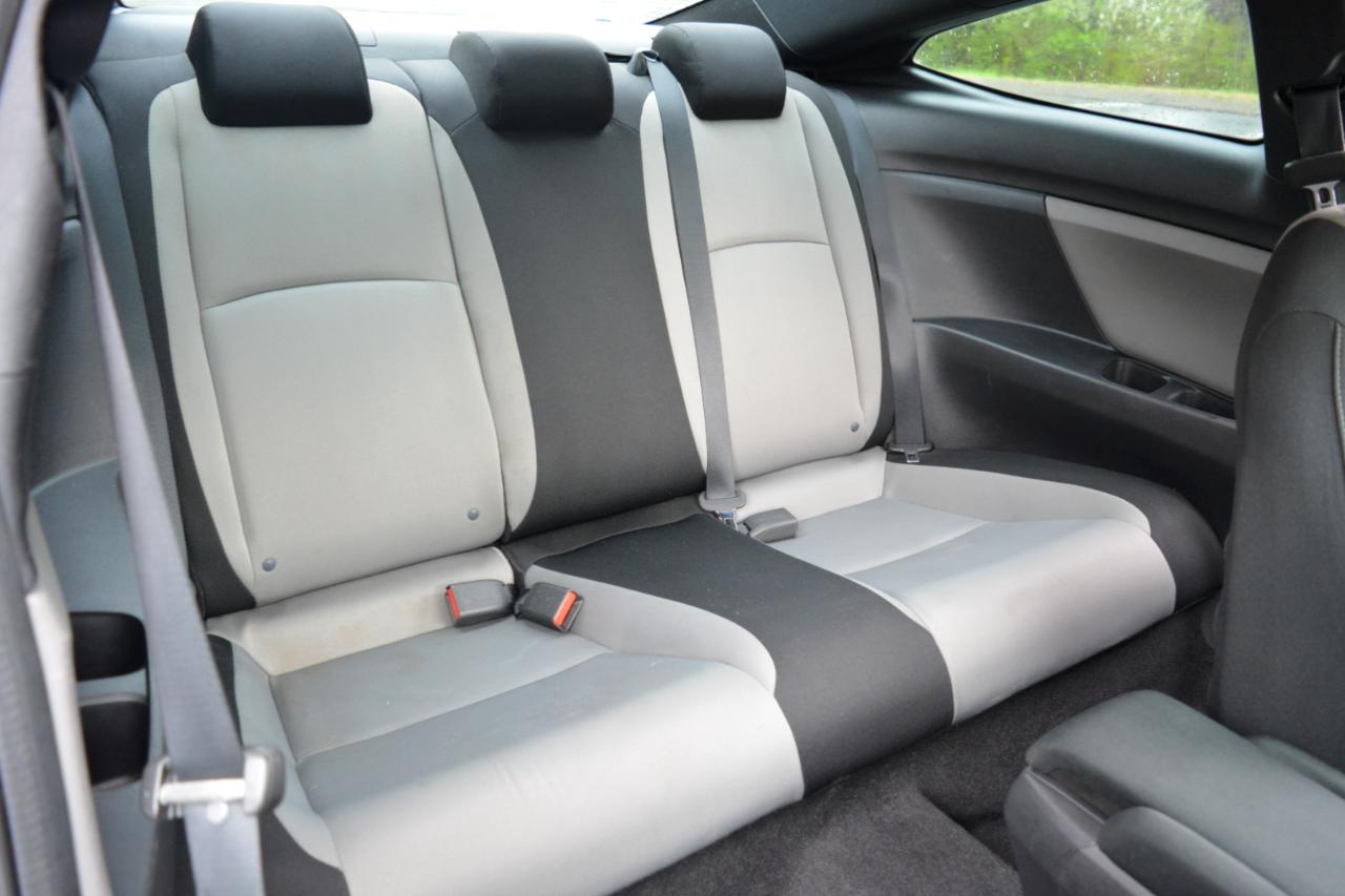 Honda Civic LX Coupe 6-Spd MT 2017