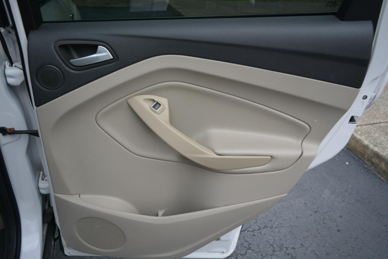 Ford Escape SE FWD 2017