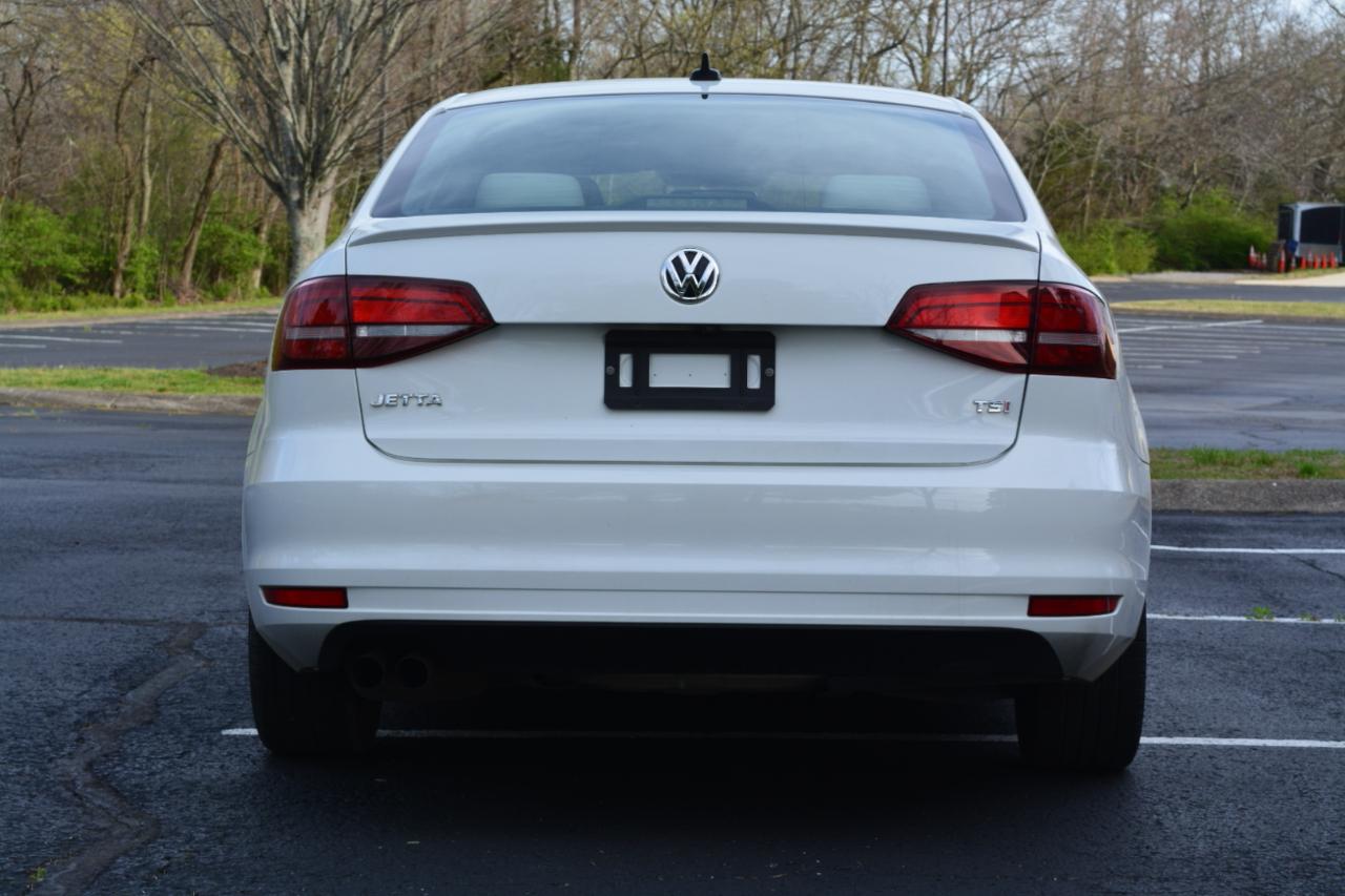 Volkswagen Jetta Sport 6A 2017