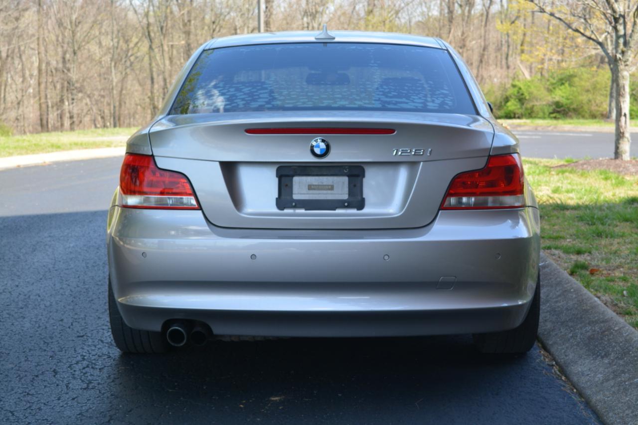 BMW 1-Series 128i Coupe 2012