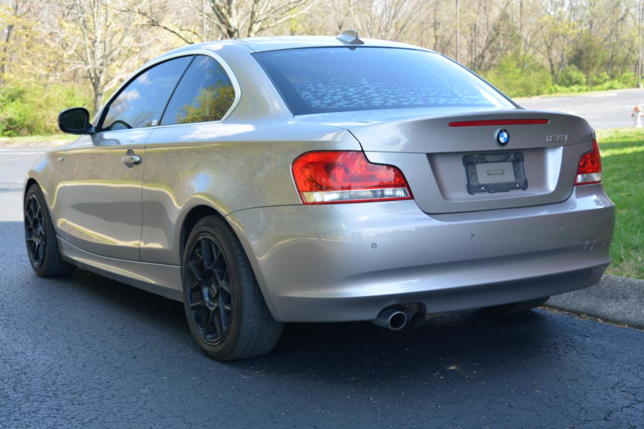 BMW 1-Series 128i Coupe 2012