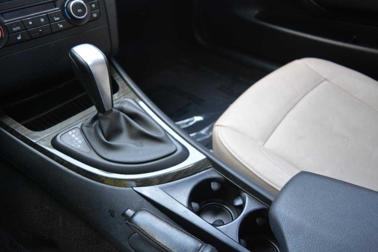 BMW 1-Series 128i Coupe 2012