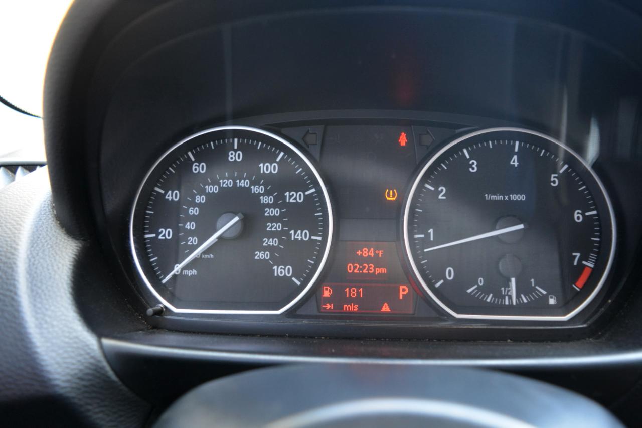 BMW 1-Series 128i Coupe 2012