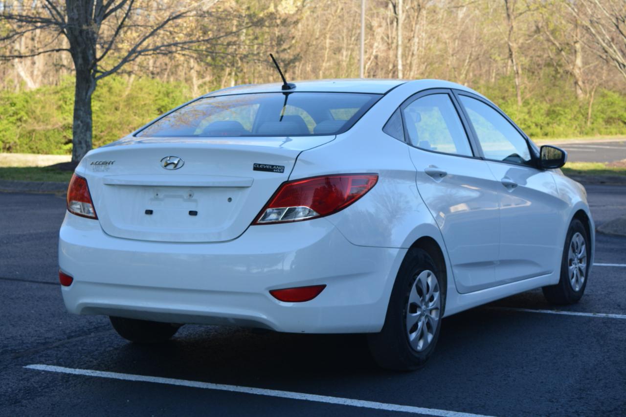 Hyundai Accent GLS 4-Door 6A 2015