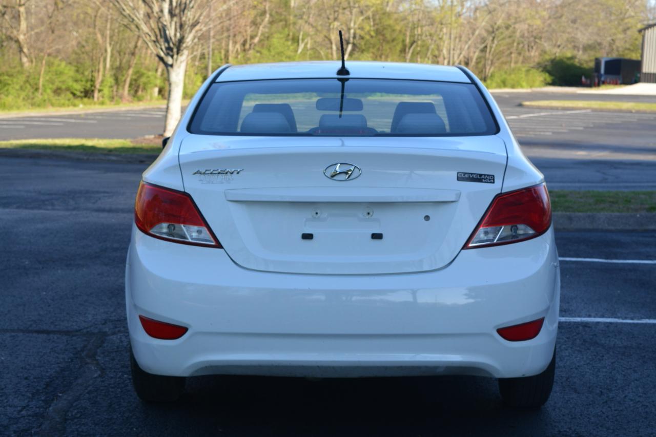 Hyundai Accent GLS 4-Door 6A 2015