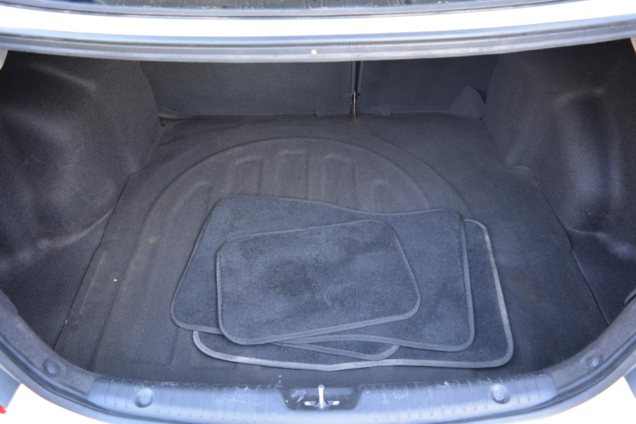 Hyundai Accent GLS 4-Door 6A 2015