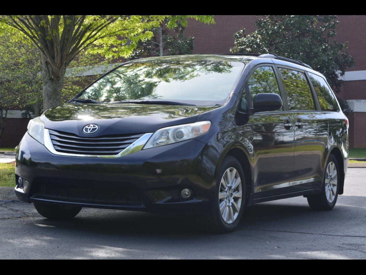 Toyota Sienna Limited AWD 7-Passenger V6 2014