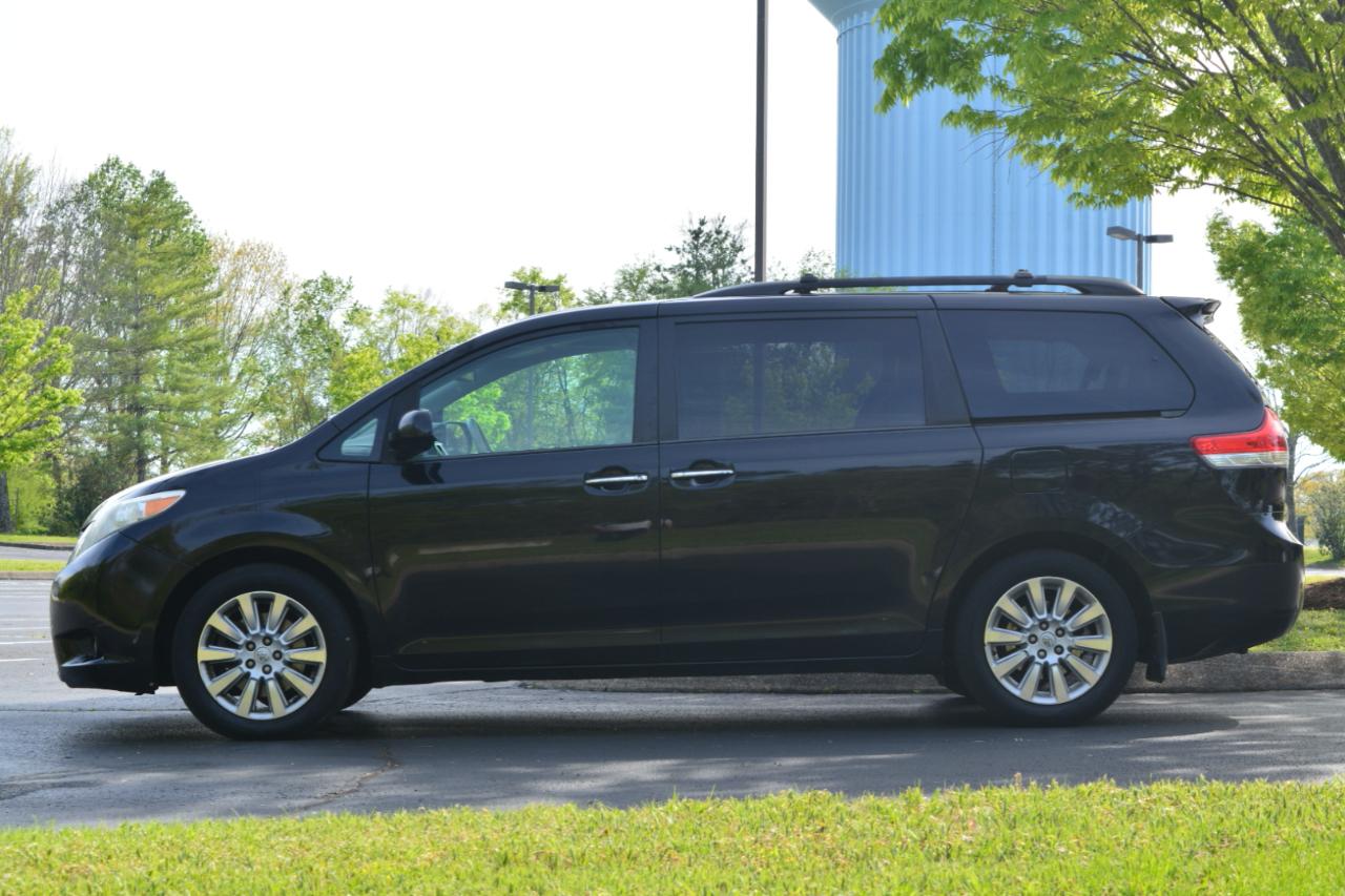 Toyota Sienna Limited AWD 7-Passenger V6 2014