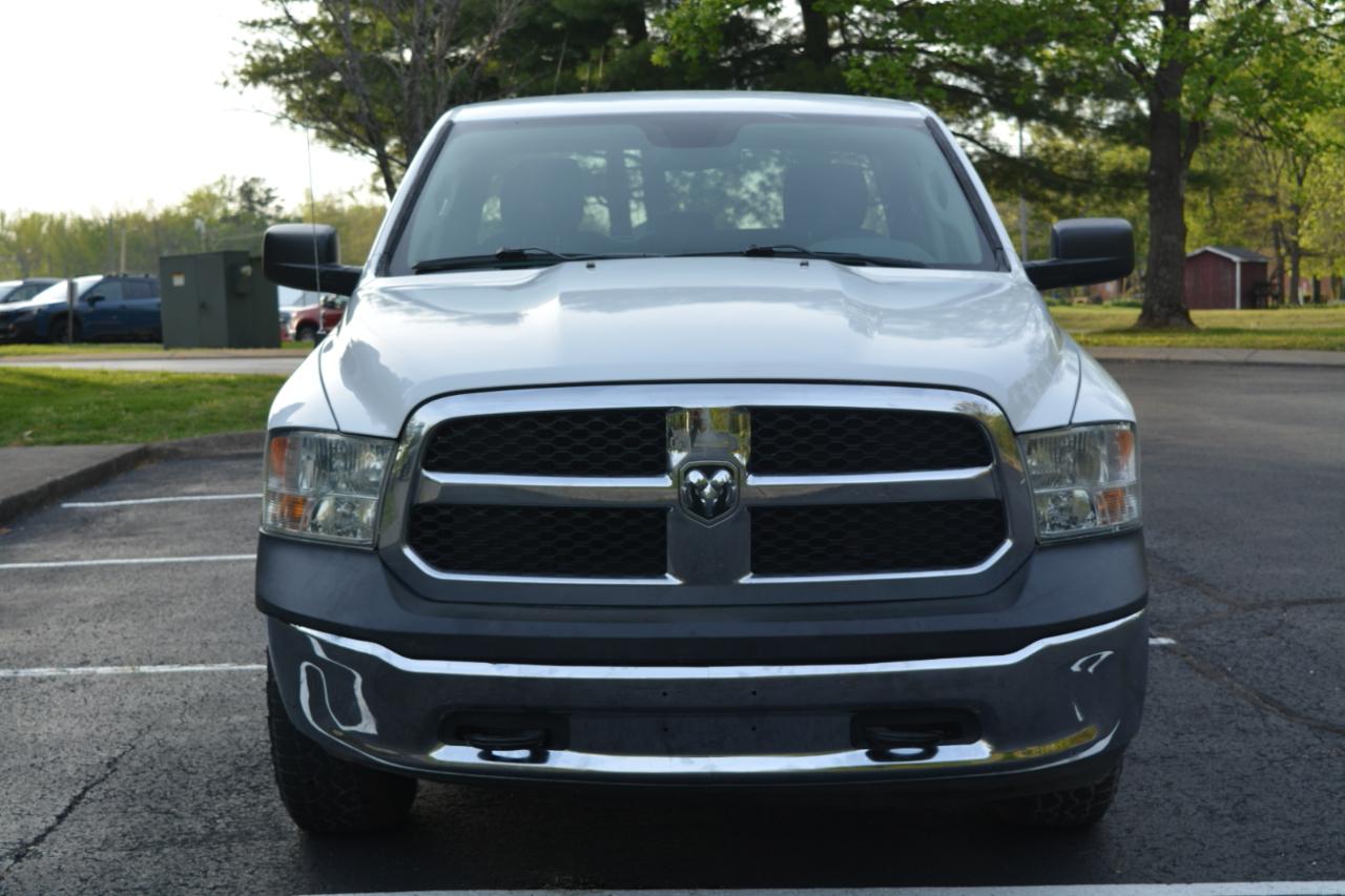 RAM 1500 Tradesman Quad Cab 4WD 2018