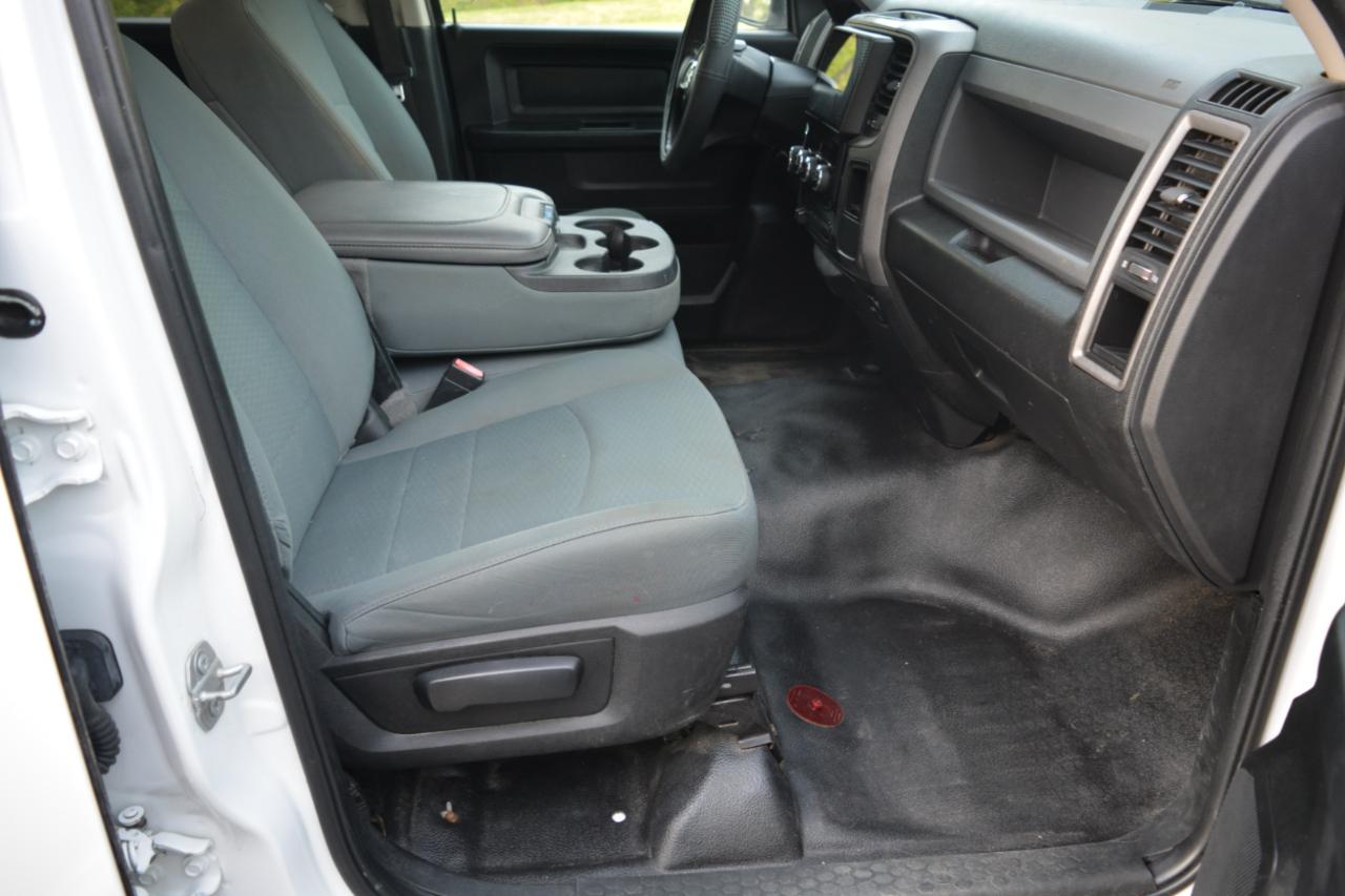 RAM 1500 Tradesman Quad Cab 4WD 2018