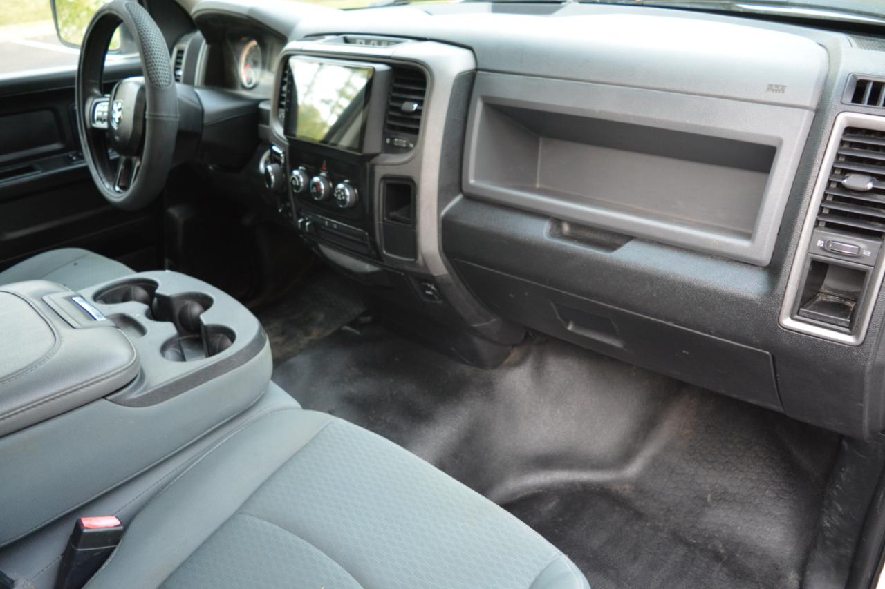 RAM 1500 Tradesman Quad Cab 4WD 2018