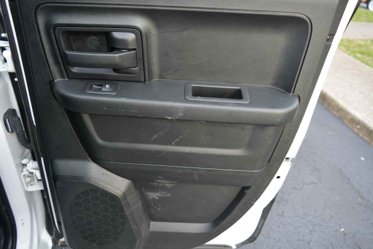 RAM 1500 Tradesman Quad Cab 4WD 2018