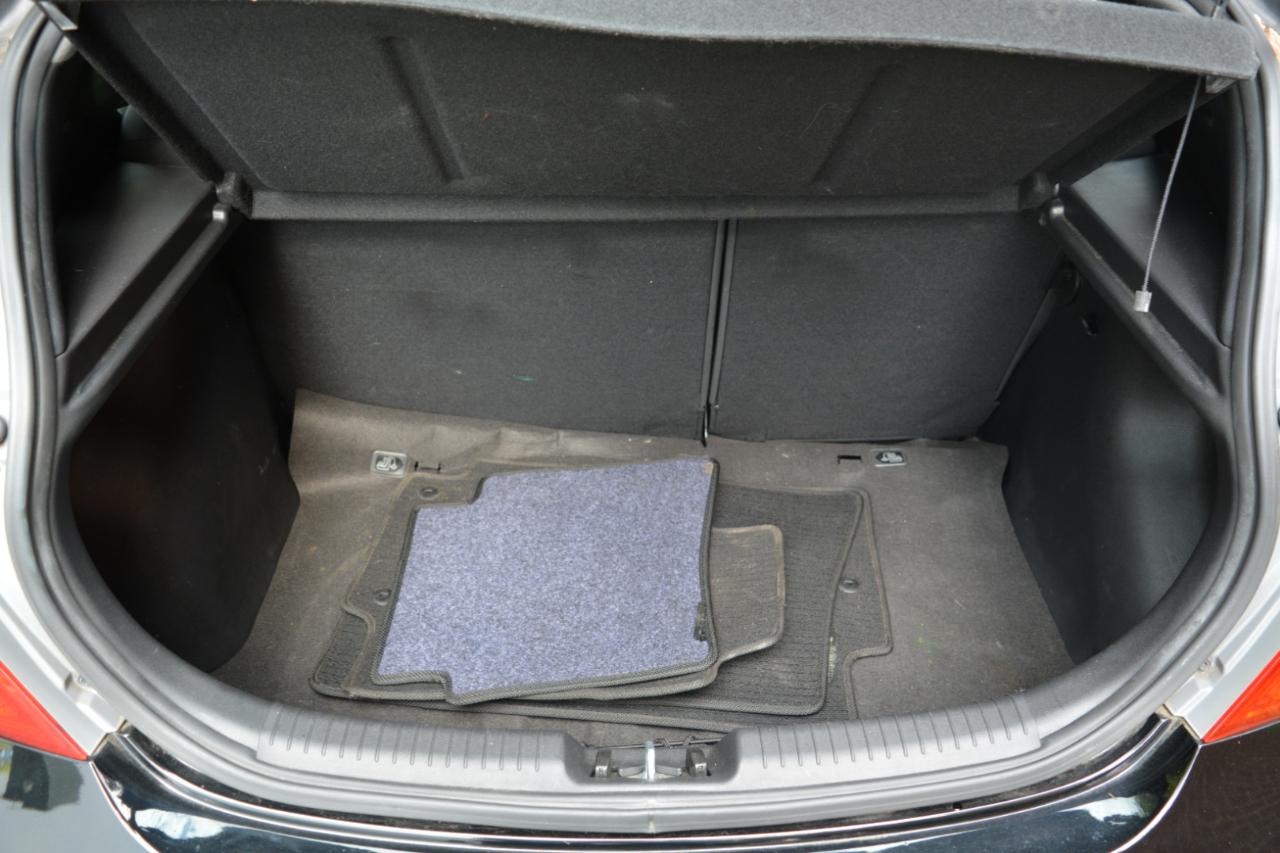 Hyundai Accent SE 5-Door 6A 2017