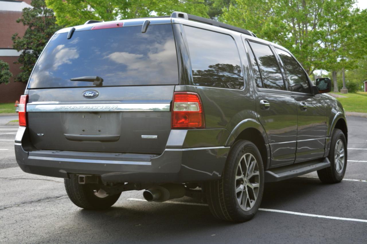 Ford Expedition XLT 2WD 2017