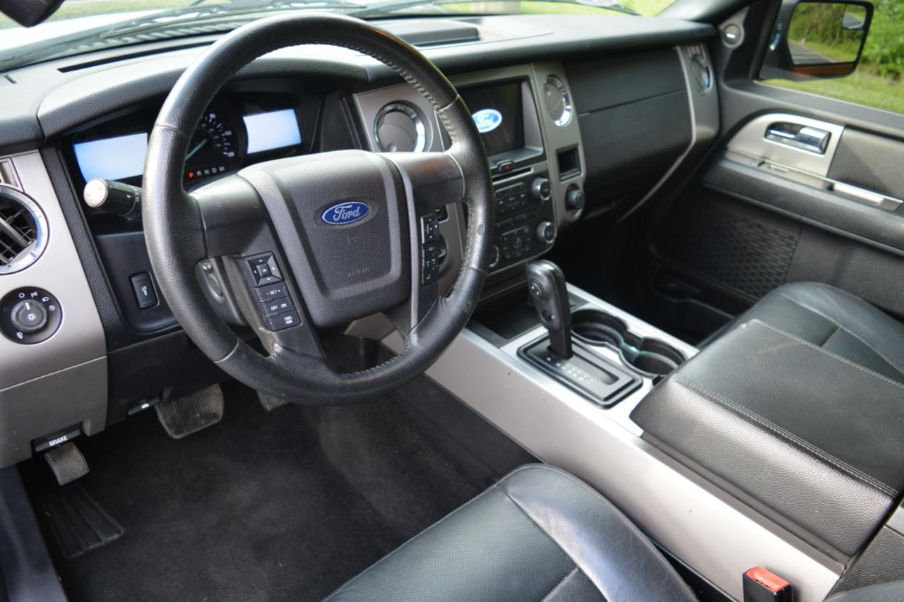 Ford Expedition XLT 2WD 2017
