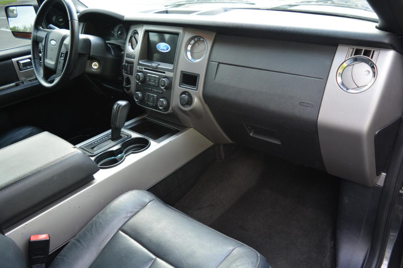 Ford Expedition XLT 2WD 2017