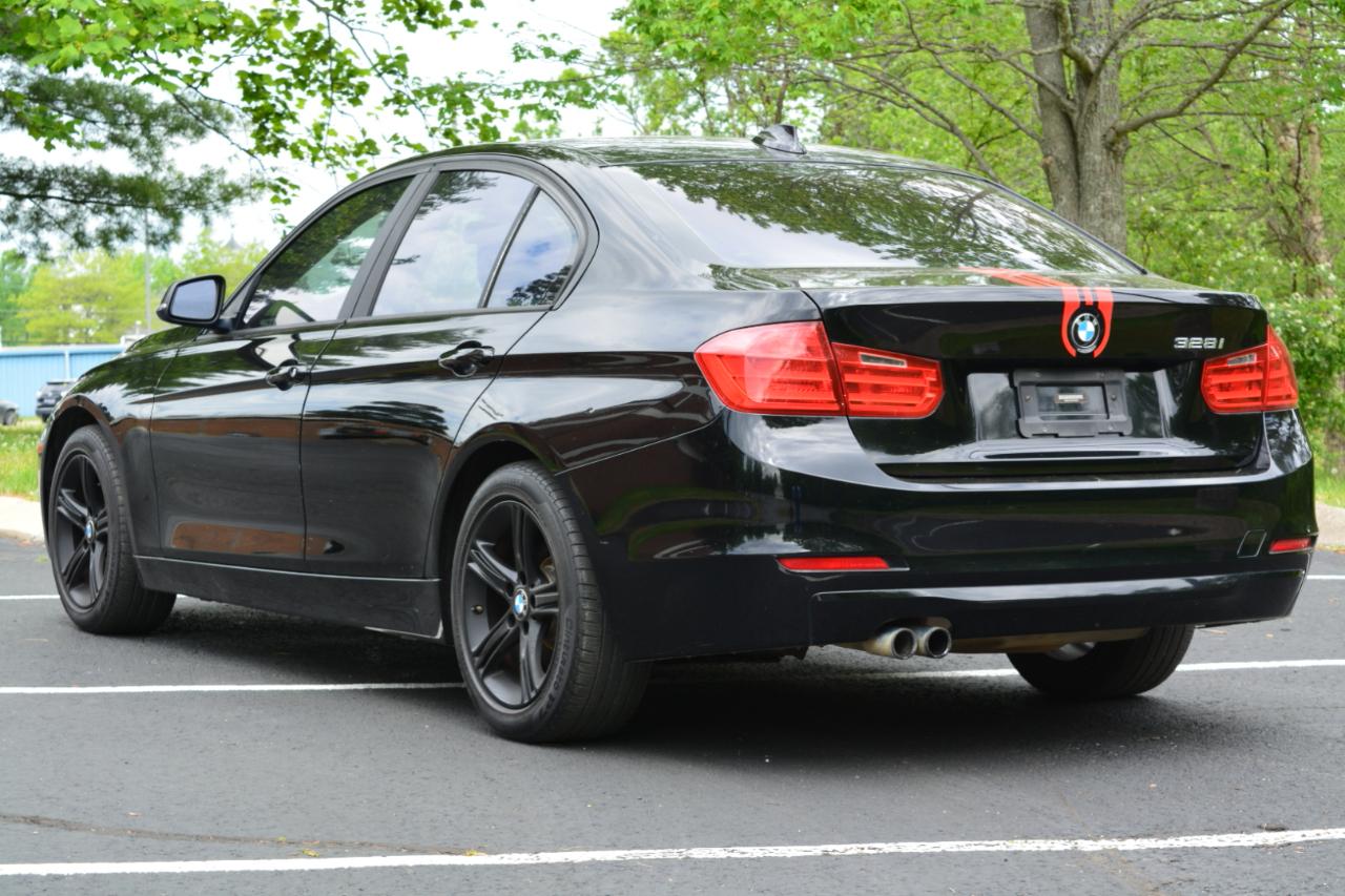 BMW 3-Series 328i Sedan 2013