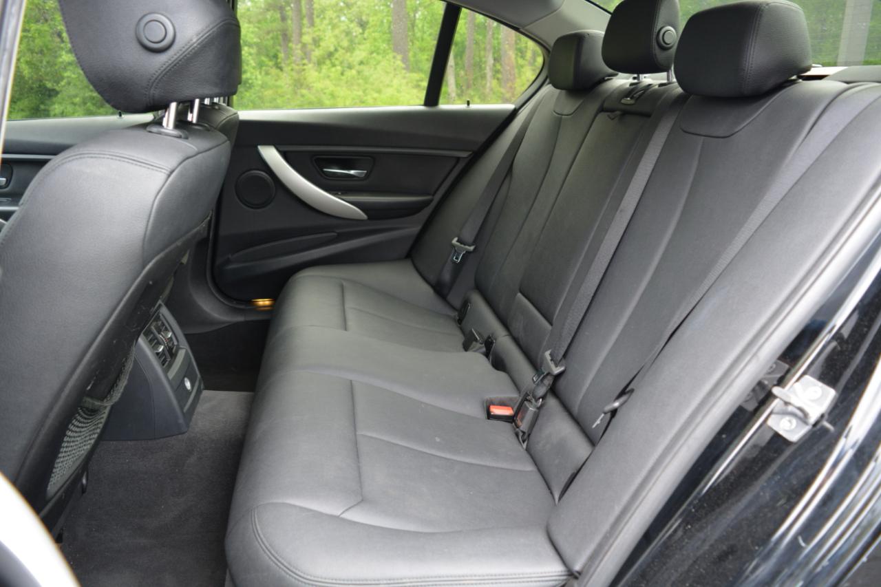 BMW 3-Series 328i Sedan 2013