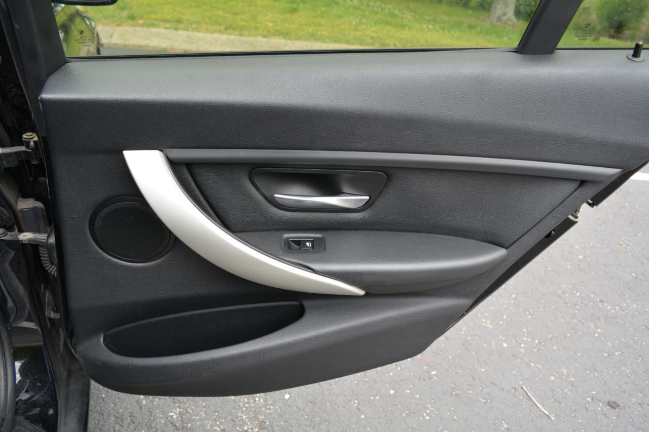 BMW 3-Series 328i Sedan 2013