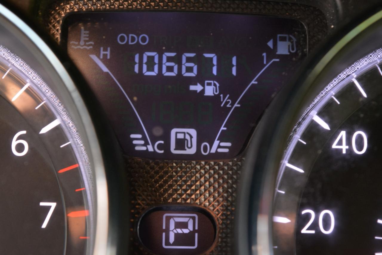 Nissan Versa 1.6 SV Sedan 2016