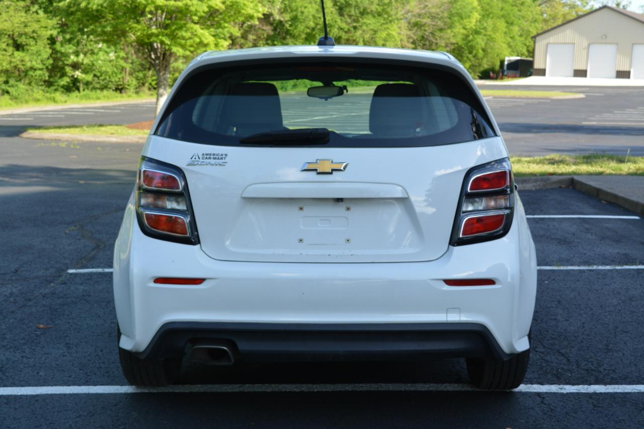 Chevrolet Sonic 5dr HB Auto LT w/1FL 2018