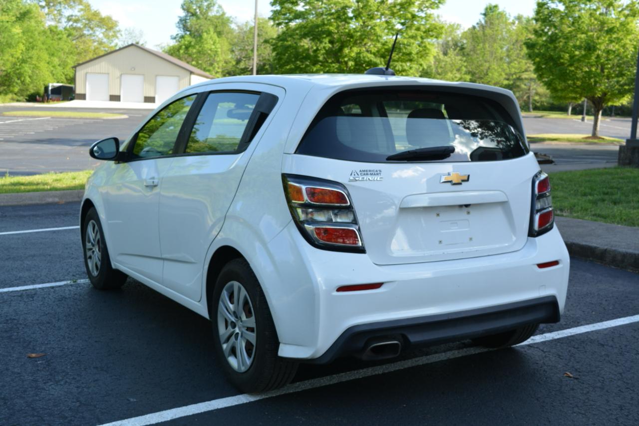 Chevrolet Sonic 5dr HB Auto LT w/1FL 2018